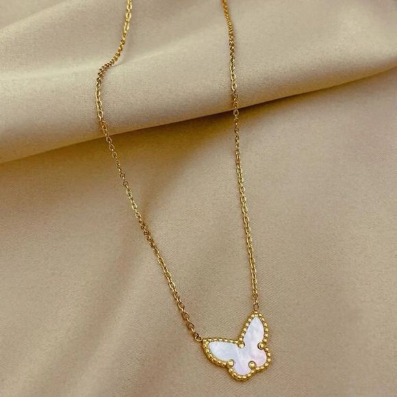 💎NEW 18kgp and shell butterfly pendant necklace - Picture 3 of 3